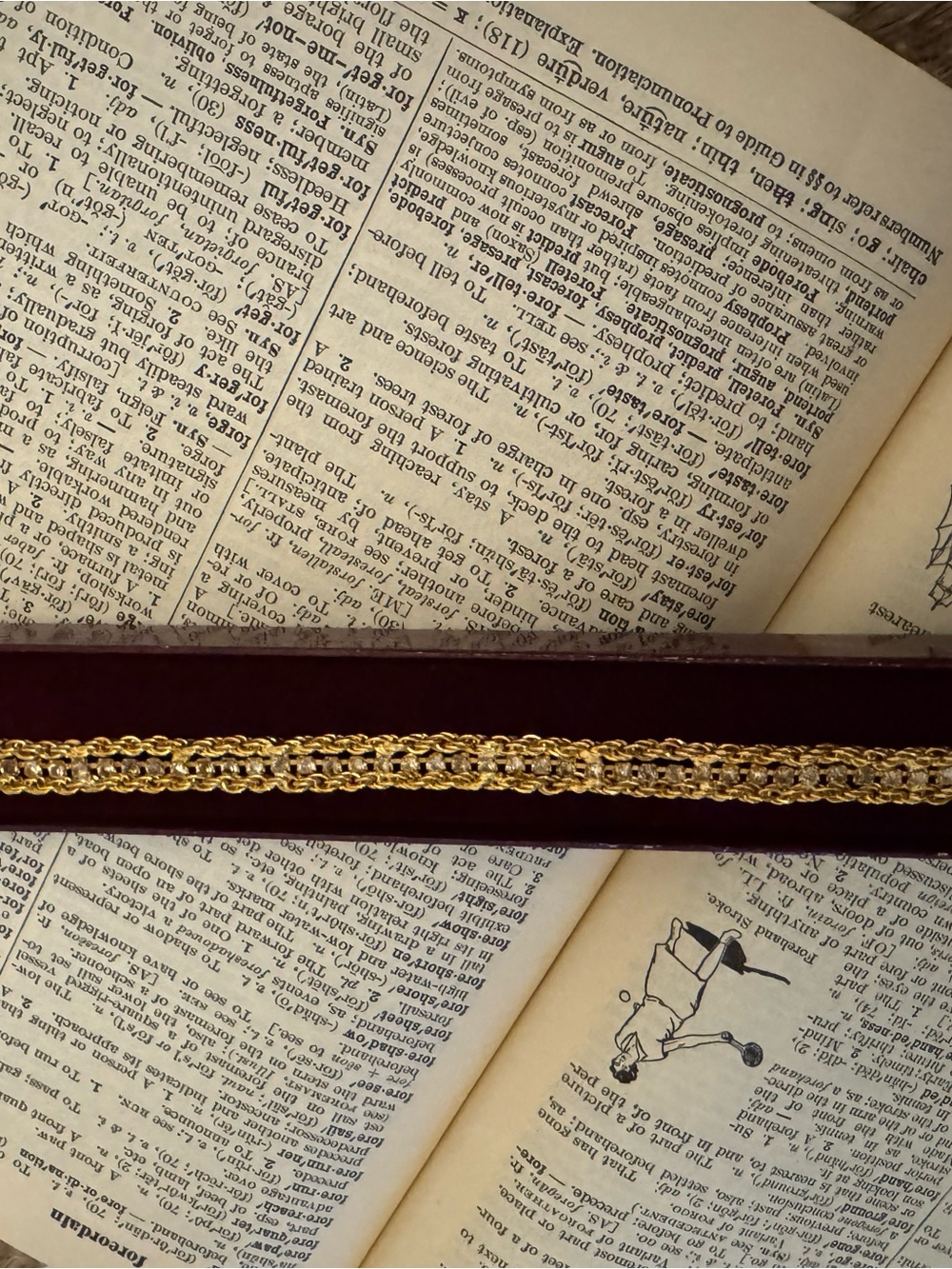 Vintage Gold Braided Chain Bracelet on Velvet